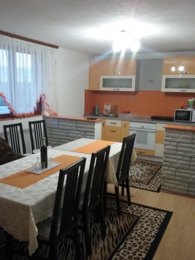 Apartment Melissa Rakovica Eksteriør billede